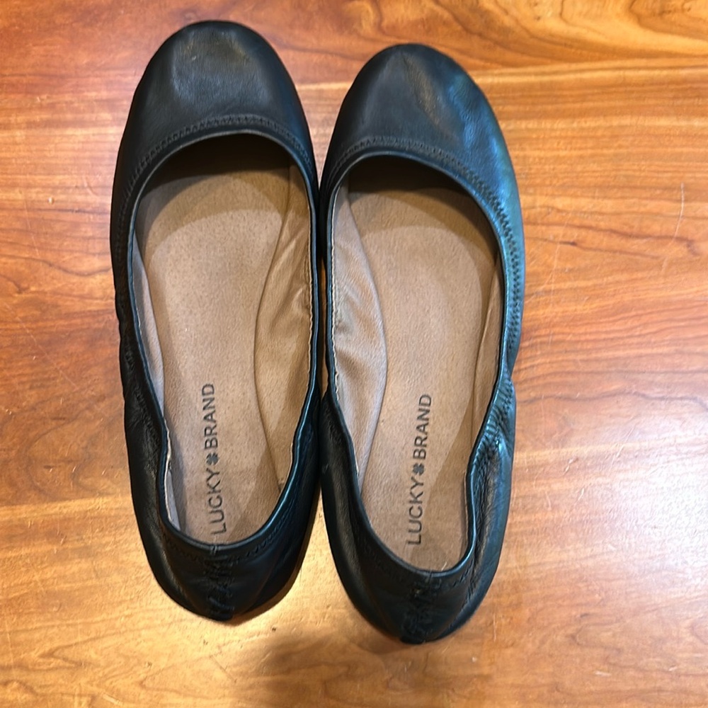 Lucky Brand Emmie ballet leather flats. Size 9.5